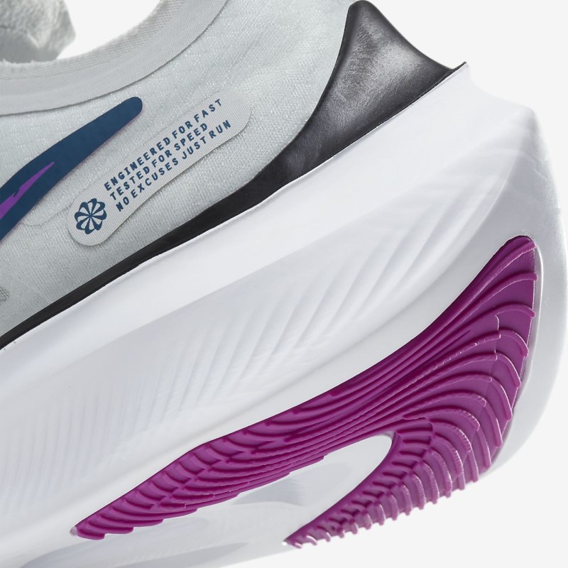 Nike ズーム Gravity レディース ランニングシューズ ライトグレー | YR5016-575