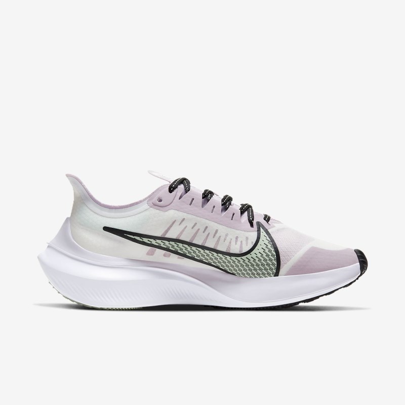 Nike ズーム Gravity レディース ランニングシューズ 白 | WN3168-705