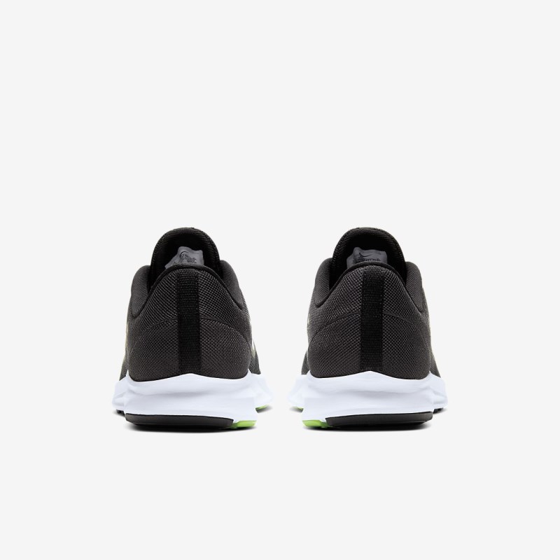 Nike ダウンシフター 9 メンズ ランニングシューズ 黒 | DF2427-106