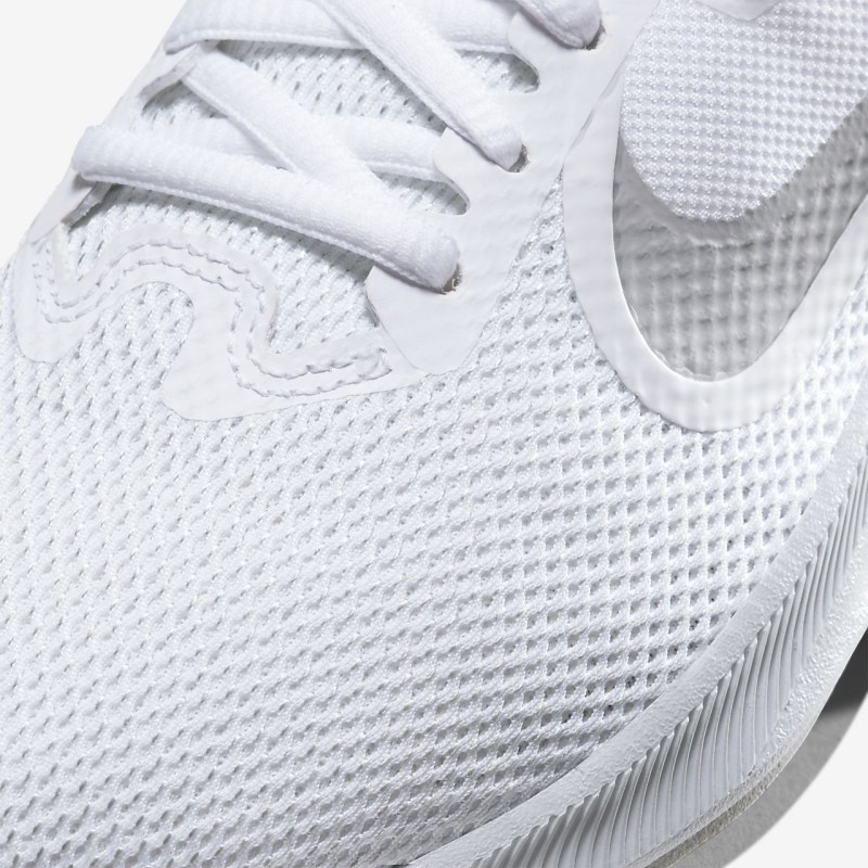 Nike ダウンシフター 9 レディース ウォーキングシューズ 白 | IO7605-167