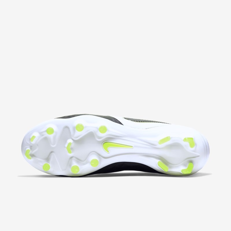 Nike ティエンポ レジェンド 8 Pro FG メンズ サッカーシューズ 黒 | VT9186-104