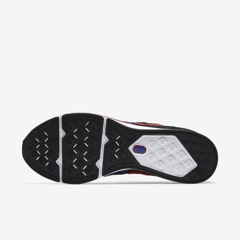 Nike フライニット トレーナー メンズ スニーカー 黒 | SE2077-446