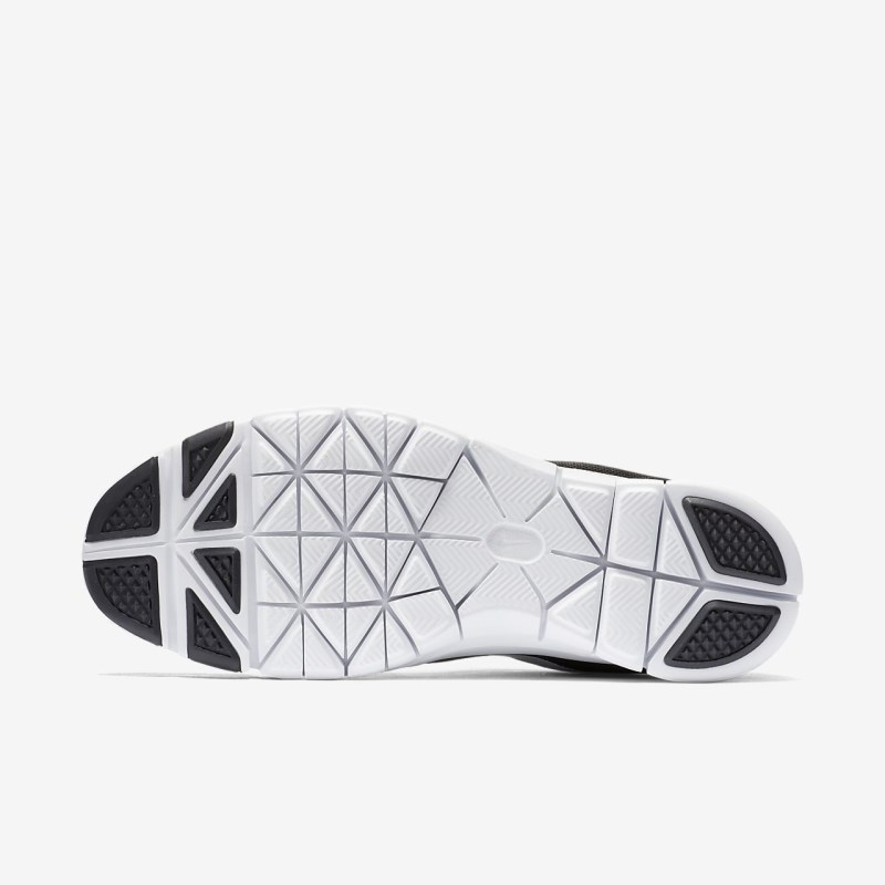 Nike フレックス Essential TR レディース ウォーキングシューズ 黒 | QD0821-888