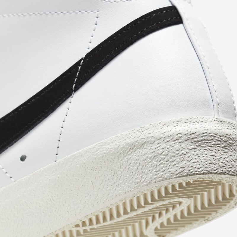 Nike ブレザー ミッドカット '77 キッズ スニーカー 白 | WP6415-092