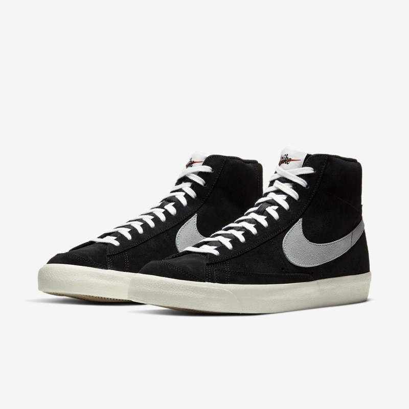 Nike ブレザー ミッドカット '77 メンズ スニーカー 黒 | DA9919-745