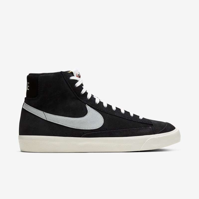 Nike ブレザー ミッドカット '77 メンズ スニーカー 黒 | DA9919-745