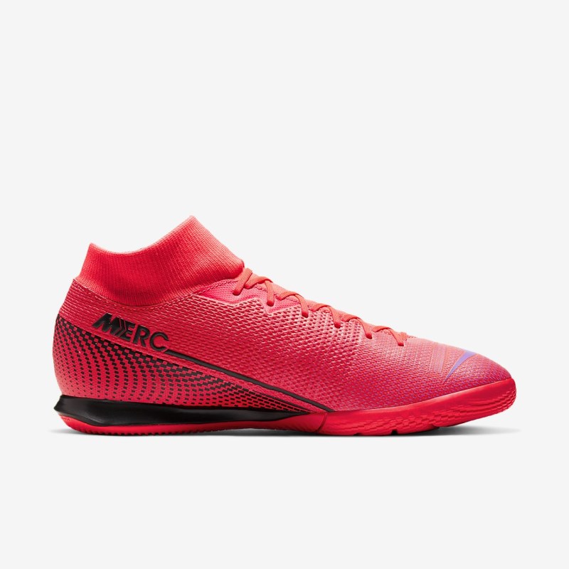 Nike マーキュリアル Superfly 7 Academy IC レディース サッカーシューズ 赤 | IG4542-912