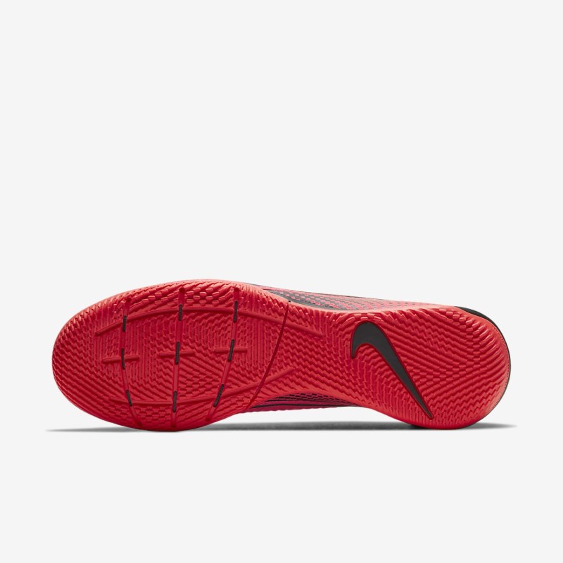 Nike マーキュリアル Vapor 13 Academy IC レディース サッカーシューズ 赤 | EU5315-362