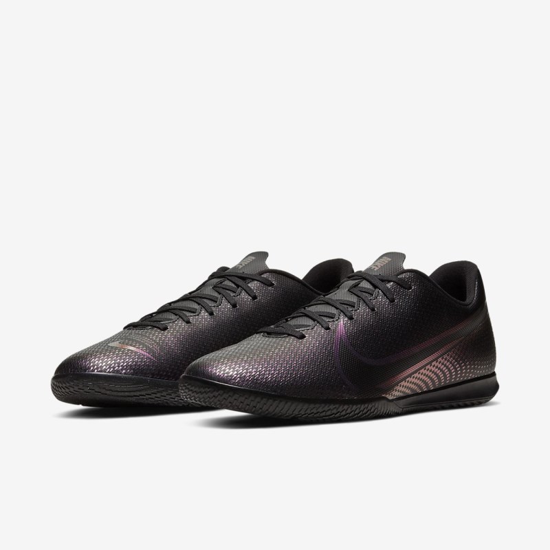 Nike マーキュリアル Vapor 13 Club IC レディース サッカーシューズ 黒 | EC7942-652