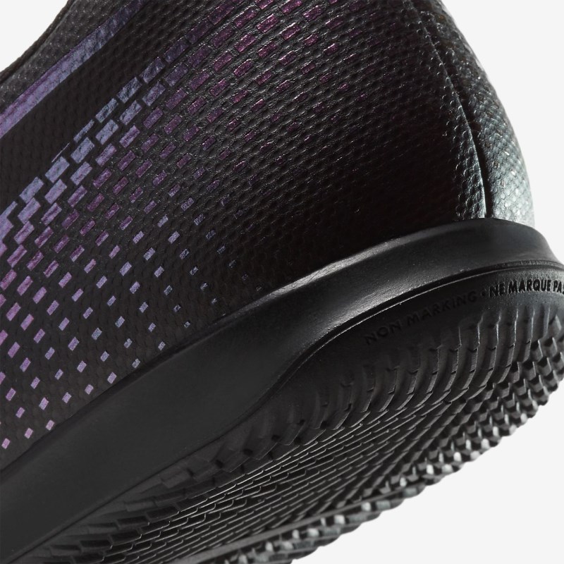 Nike マーキュリアル Vapor 13 Club IC レディース サッカーシューズ 黒 | EC7942-652