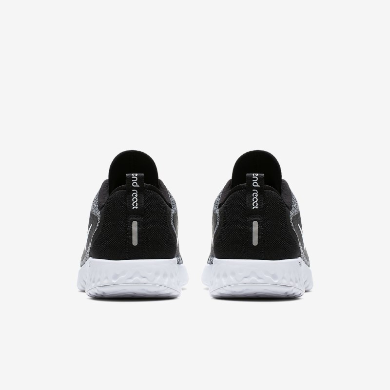 Nike レジェンド React メンズ ランニングシューズ 黒 | NJ8353-786