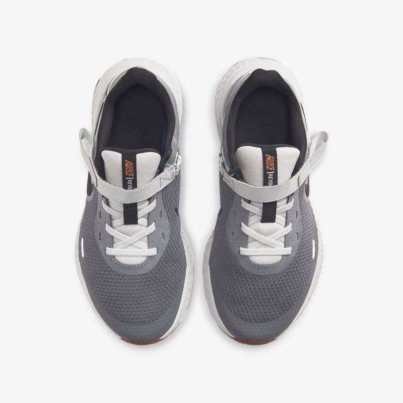 Nike レボリューション 5 FlyEase キッズ ランニングシューズ ライトグレー | GH7764-035