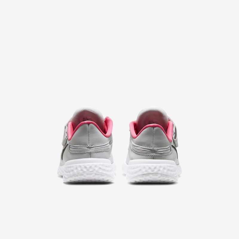 Nike レボリューション 5 FlyEase キッズ ランニングシューズ 白 | WQ9662-619