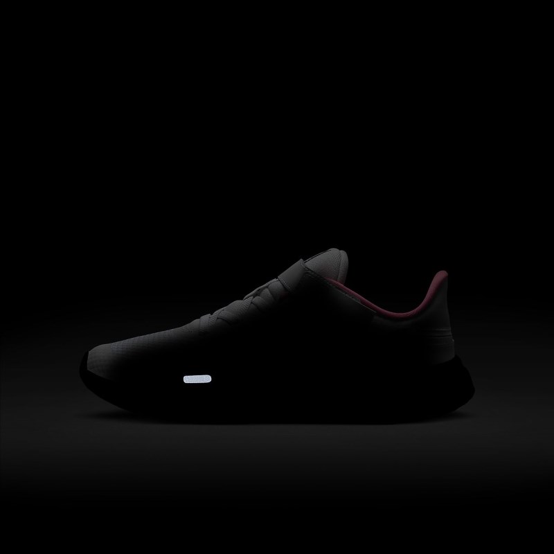 Nike レボリューション 5 FlyEase キッズ ランニングシューズ 白 | WQ9662-619