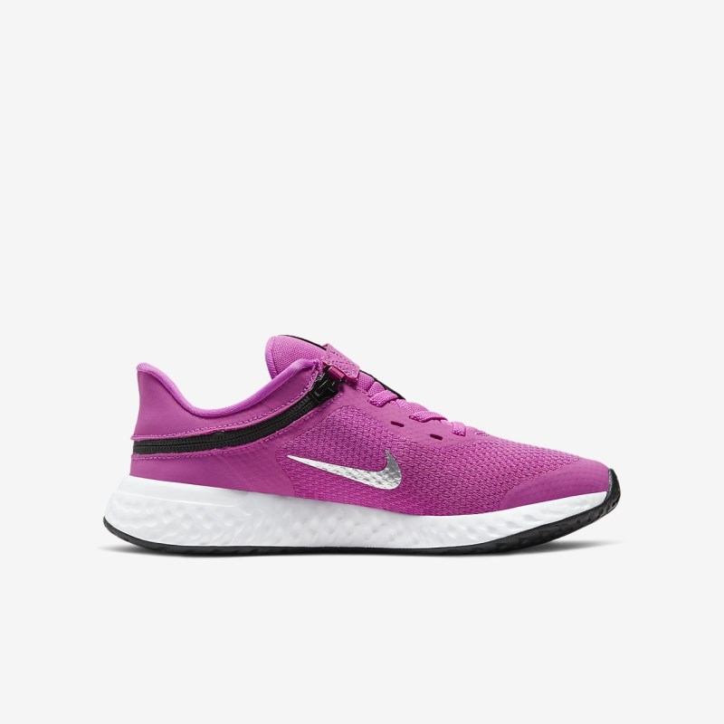 Nike レボリューション 5 FlyEase キッズ ランニングシューズ 黒 | HI9018-416