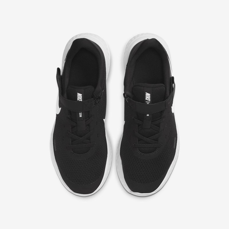 Nike レボリューション 5 FlyEase キッズ ランニングシューズ 黒 | QY1390-585
