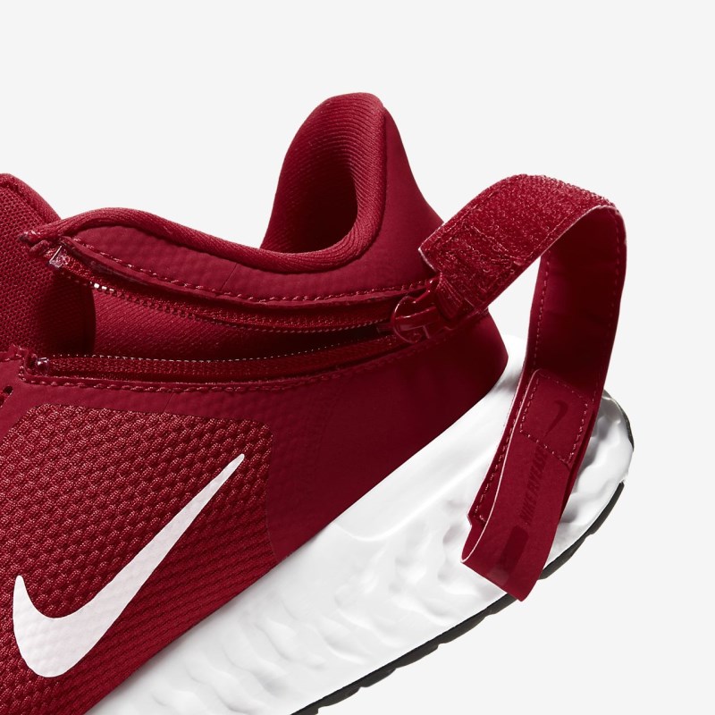 Nike レボリューション 5 FlyEase メンズ ランニングシューズ 赤 | WN3130-652