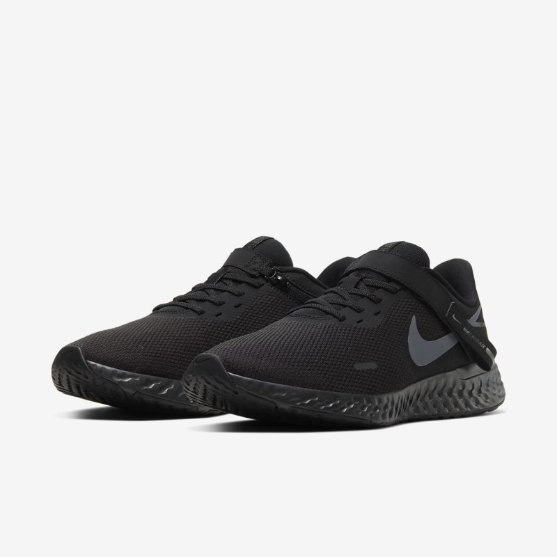 Nike レボリューション 5 FlyEase メンズ ランニングシューズ 黒 | TO3322-461