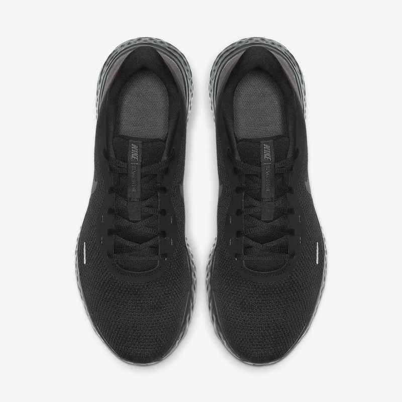 Nike レボリューション 5 メンズ ランニングシューズ 黒 | JO0993-336