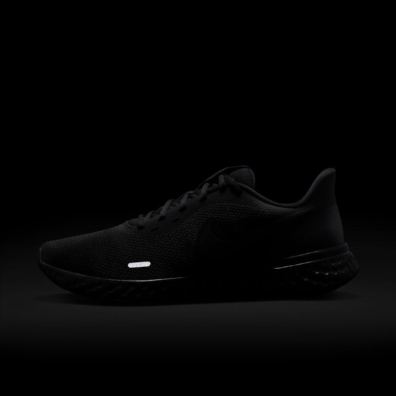 Nike レボリューション 5 メンズ ランニングシューズ 黒 | JO0993-336