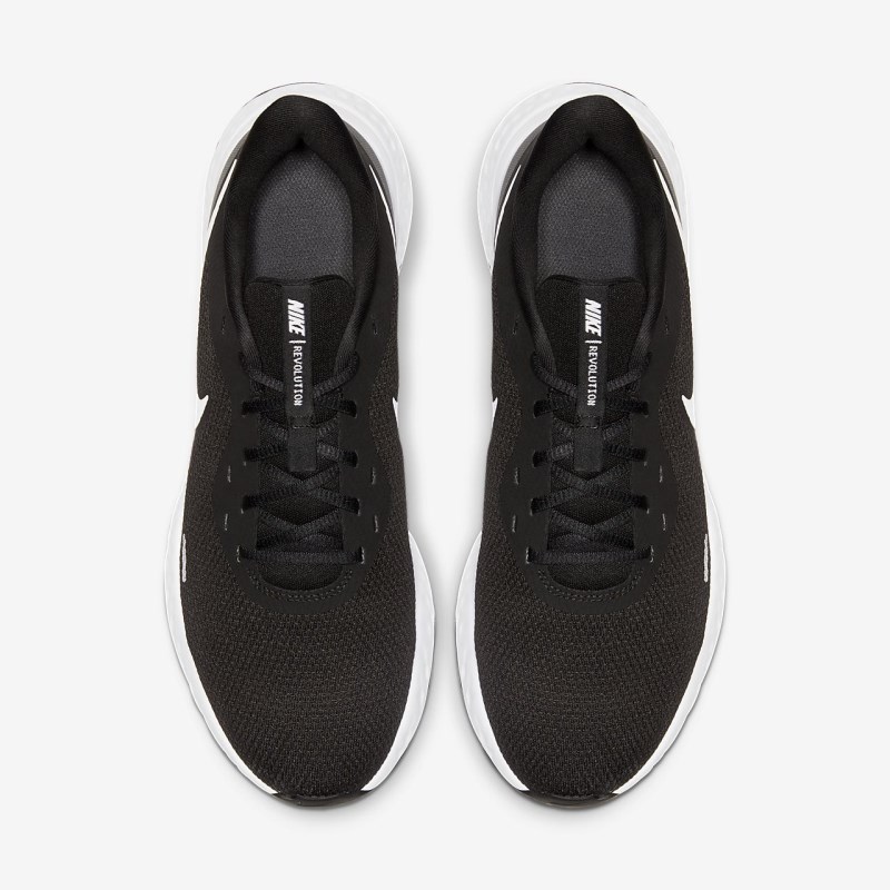 Nike レボリューション 5 メンズ ランニングシューズ 黒 | UH6964-477