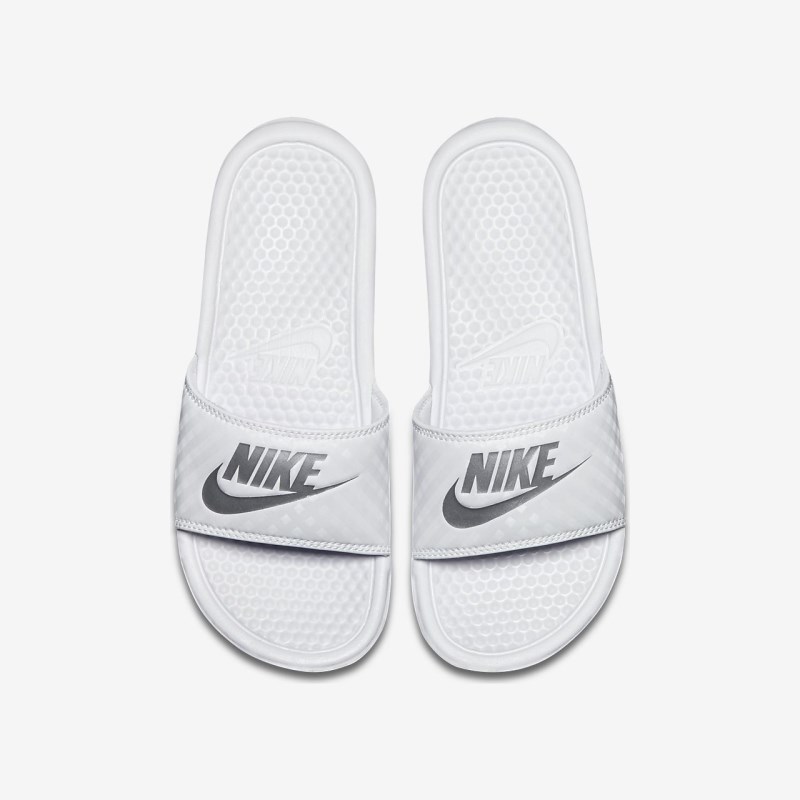 Nike Benassi レディース スライドサンダル 白 | HY3382-867