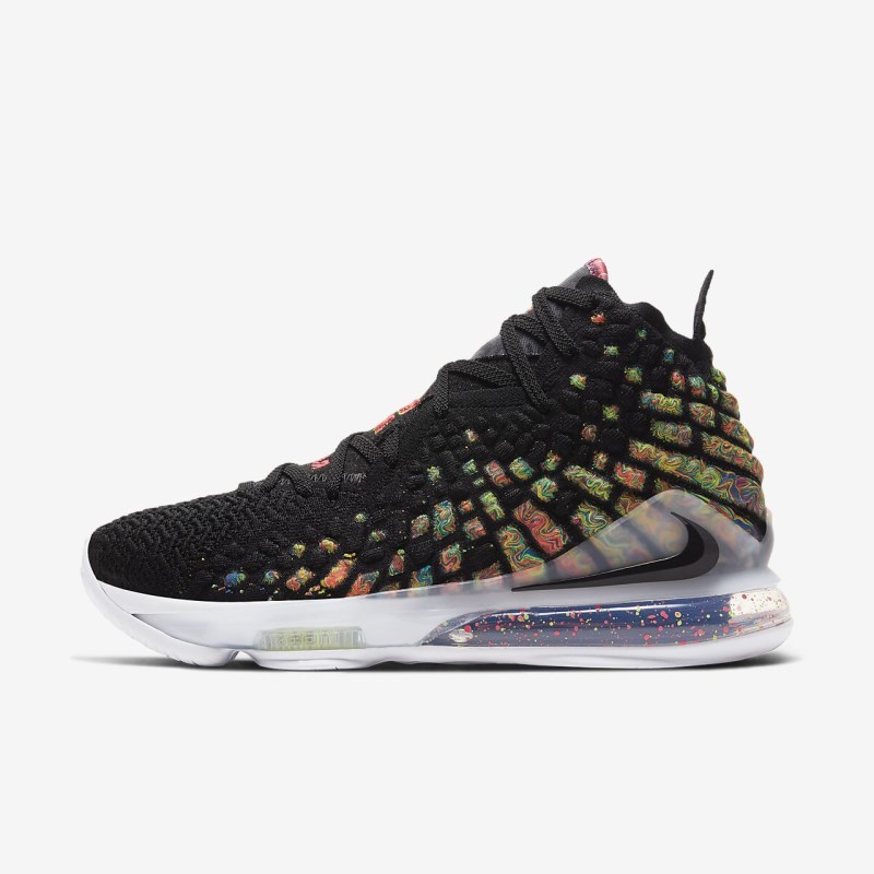 Nike LeBron 17 レディース バスケットシューズ 黒 | JQ0190-389