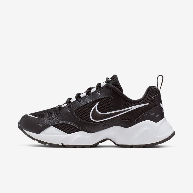 Nike エア Heights レディース スニーカー 黒 | YQ0209-370