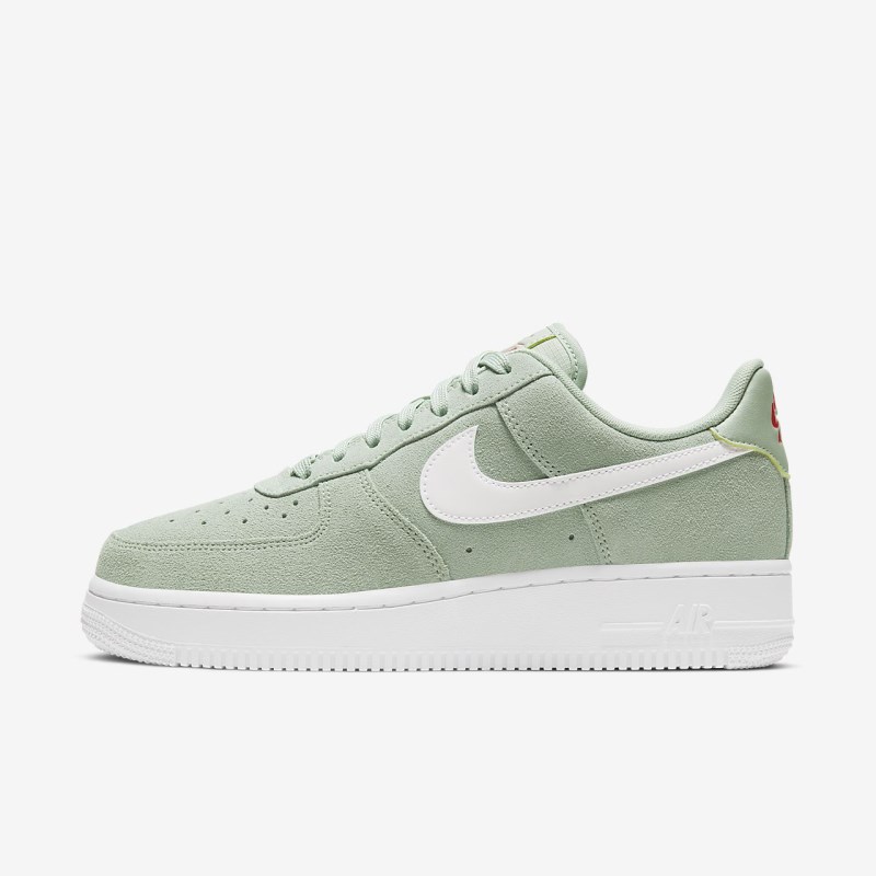 Nike エア フォース 1 '07 レディース スニーカー 赤 | VA4984-167