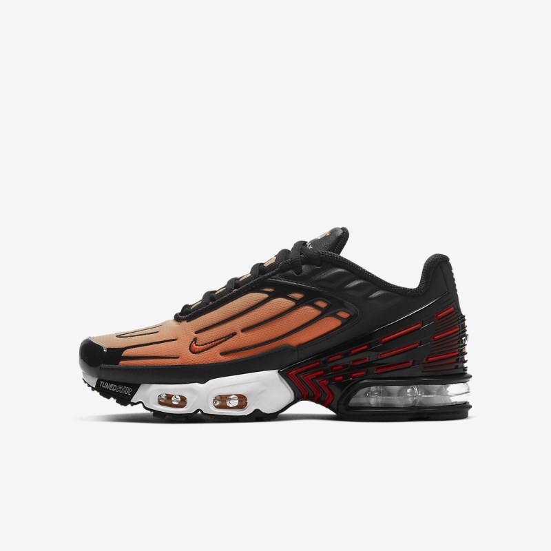 Nike エア マックス プラス 3 キッズ スニーカー 黒 | EQ2481-463