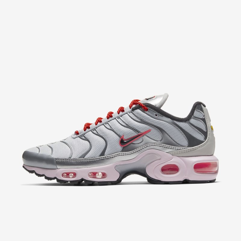 Nike エア マックス プラス レディース スニーカー シルバー | DA8386-200