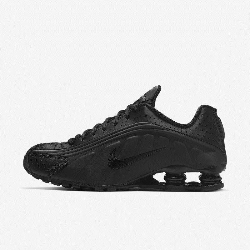 Nike ショックス R4 メンズ スニーカー 黒 | VG3071-365