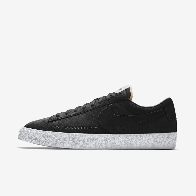 Nike ブレザー ロー メンズ スニーカー 黒 | DR4189-097