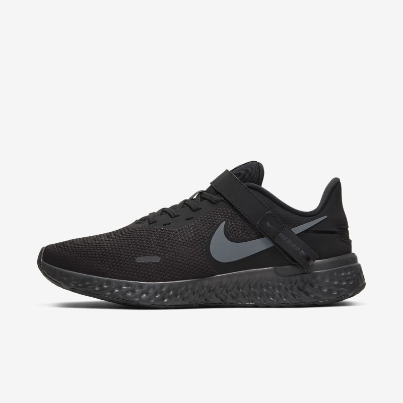 Nike レボリューション 5 FlyEase メンズ ランニングシューズ 黒 | TO3322-461